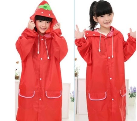 เสื้อกันฝนแบบคลุมสำหรับเด็กเล็ก เสื้อกันฝนเด็กเกาหลี การ์ตูน สีแดง สตอเบอรี่ ลายจุด Funny Raincoat