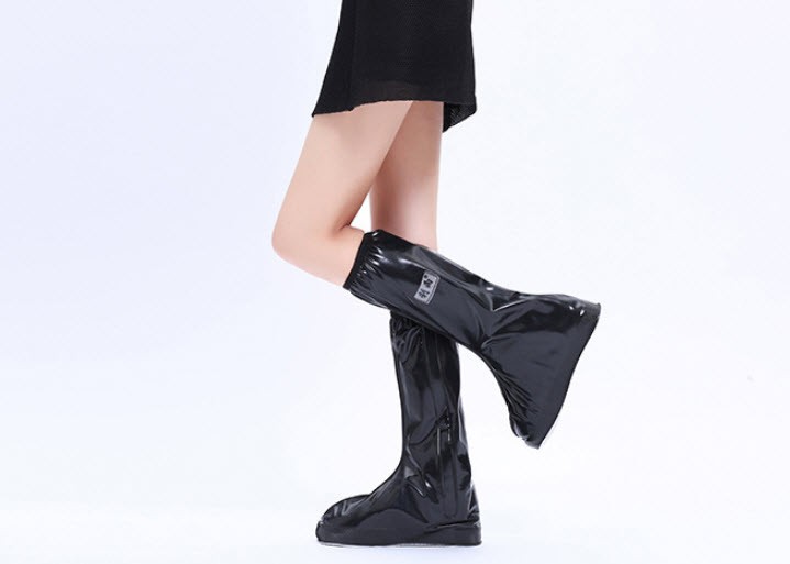 รองเท้ากันฝนแฟชั่น rain cover shoes แบบยาว เป็นซิปถอดใส่ง่าย - สีดำ