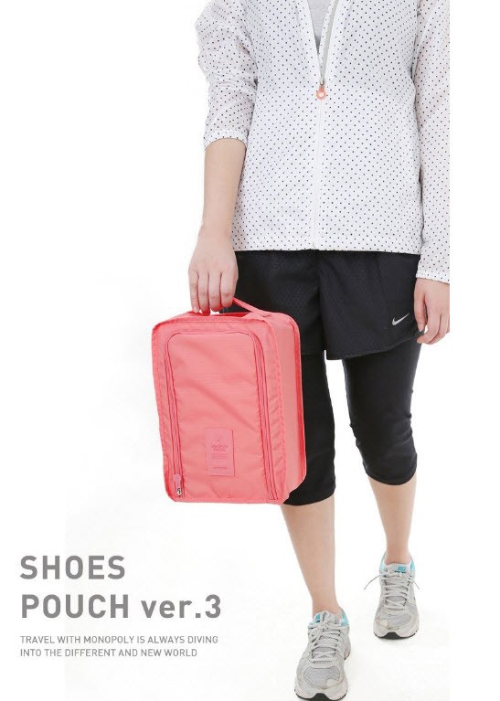 กระเป๋าใส่รองเท้า Shoes Pouch สำหรับเดินทาง กันน้ำ ขนาด 21 x 30 x 11.5 ซม. — สีชมพู