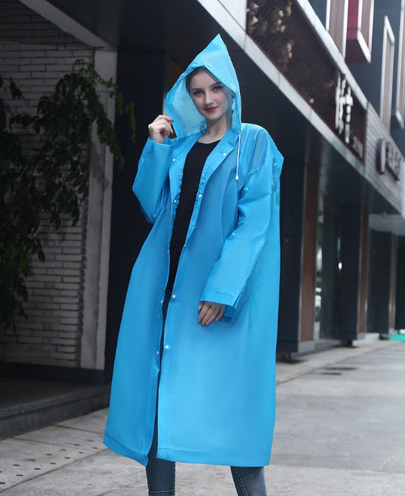 เสื้อคลุมกันฝนน้ำหนักเบา EVA Rain Coat แบบ Free Size ขนาด 65 x 115 cm — สี่ฟ้า